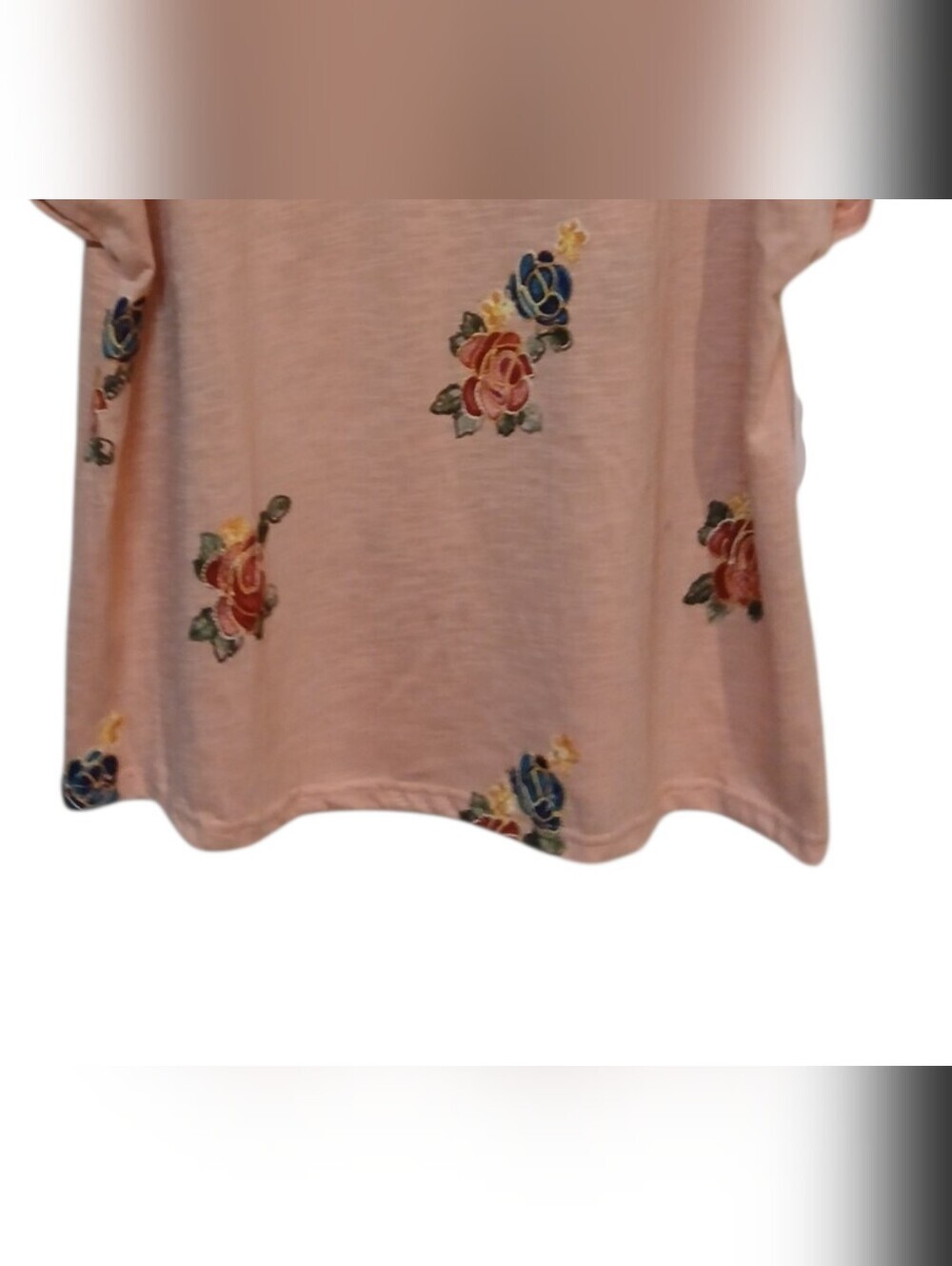 Kindred - NWT Apricot Embroidered Floral Ladies Blouse, Short Cuffed Sleeves, 2X - Picture 8 of 12